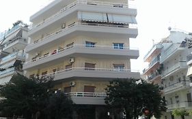 Μεγάλο Διαμερισμα Κοντα Στο Κεντρο